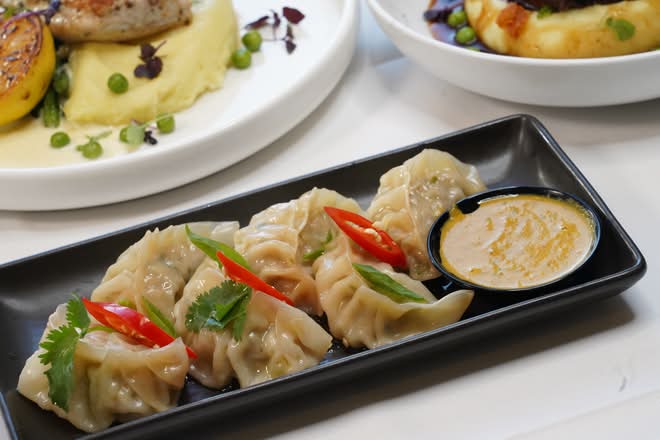 Steamed Chicken Mo:M: