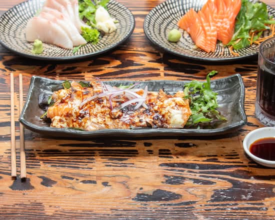 Seared Salmon Belly (6p)