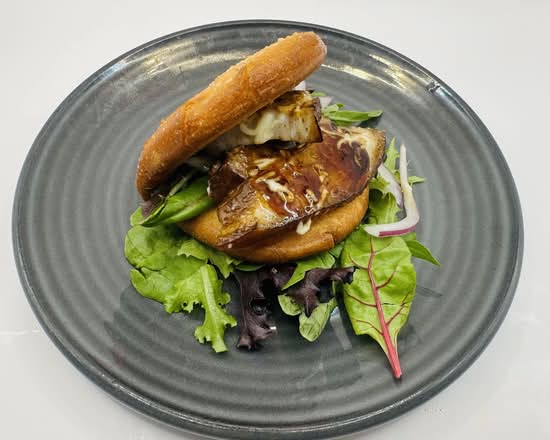 Pork Bun (Japanese Hamburger)