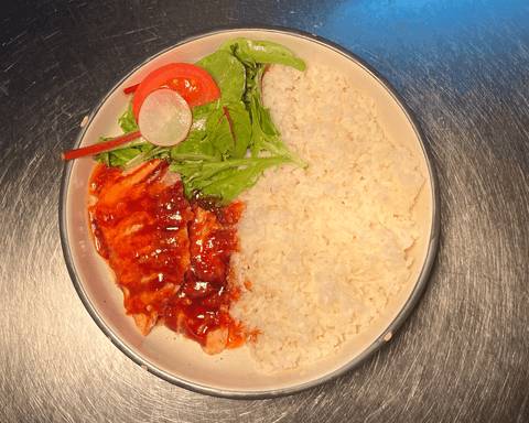 Spicy Salmon Don