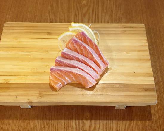 Salmon Sashimi (4pcs)