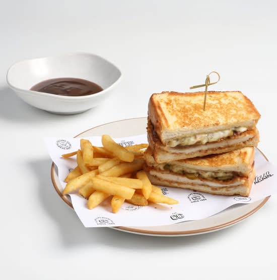 Schnitzel Toastie w/ Gravy