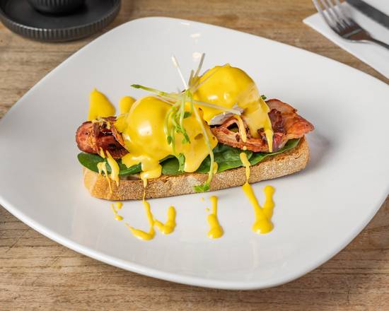 Eggs Benedict