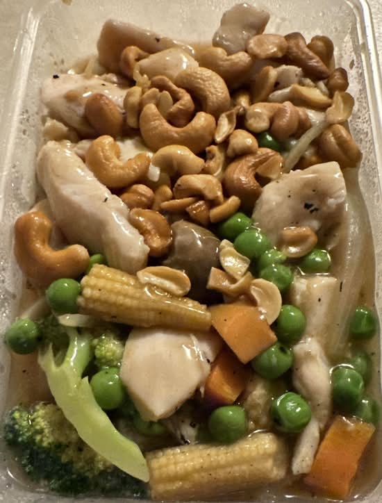 Chicken with Cashew Nuts