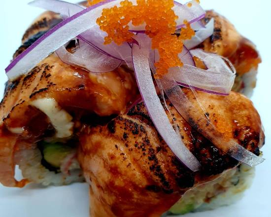 Seared Salmon Roll
