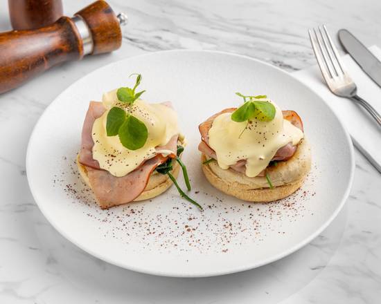 Classic Eggs Benedict