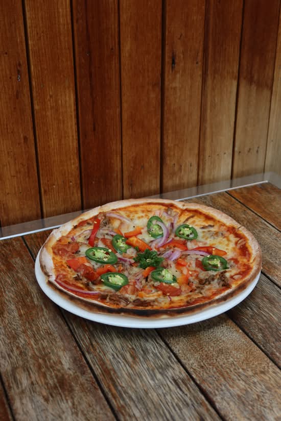 Piccante Carne (Spicy Beef) Pizza