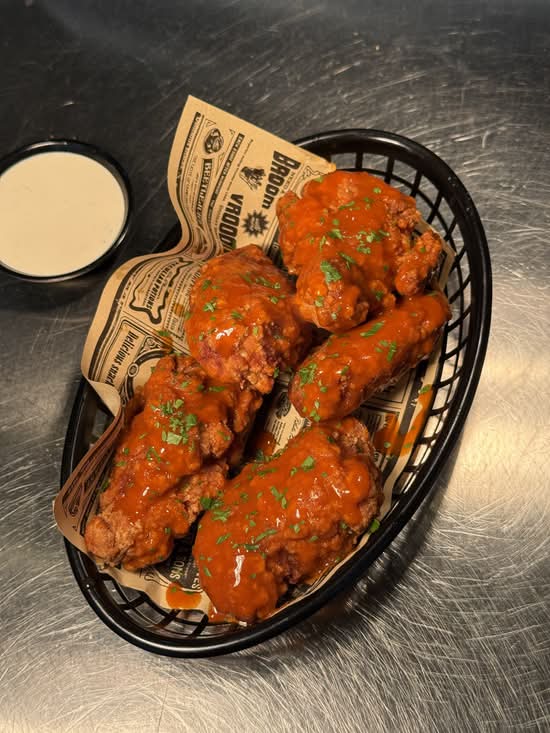 Honey, I'm Hot Wings
