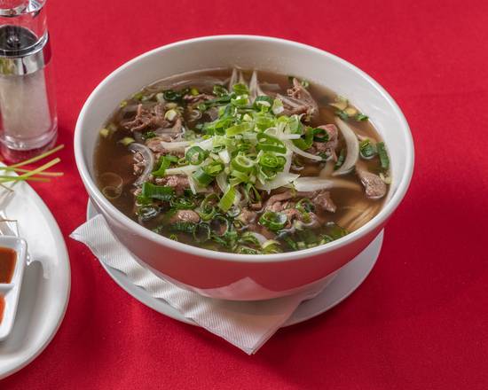 Vietnamese Beef Noodle Soup