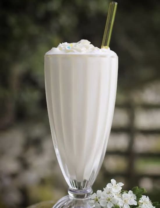 Vanilla milkshake