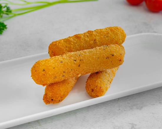 Mozzarella Cheese Sticks & Chips
