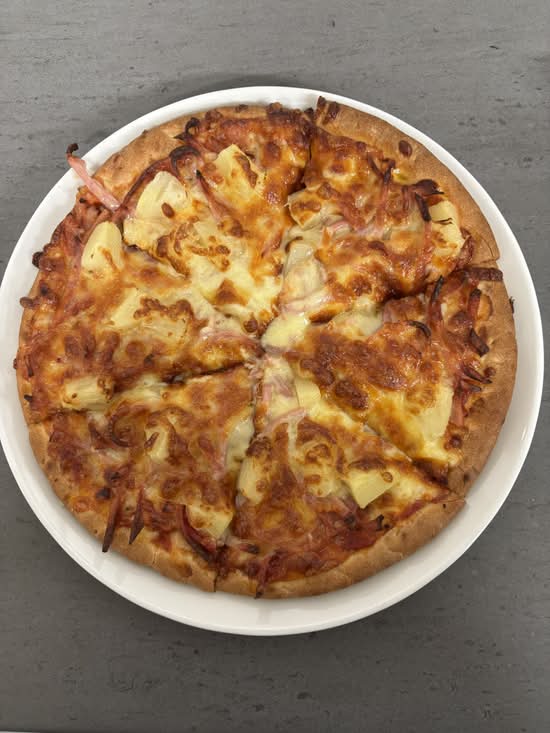 Hawaiian Pizza