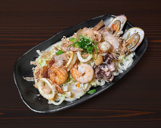 Seafood Yaki Udon