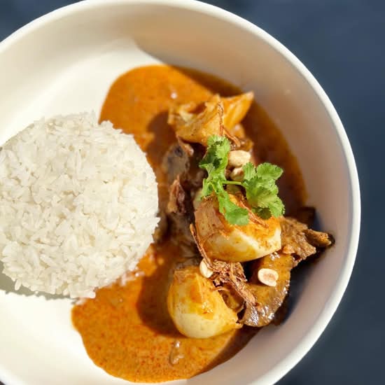 Massaman beef curry