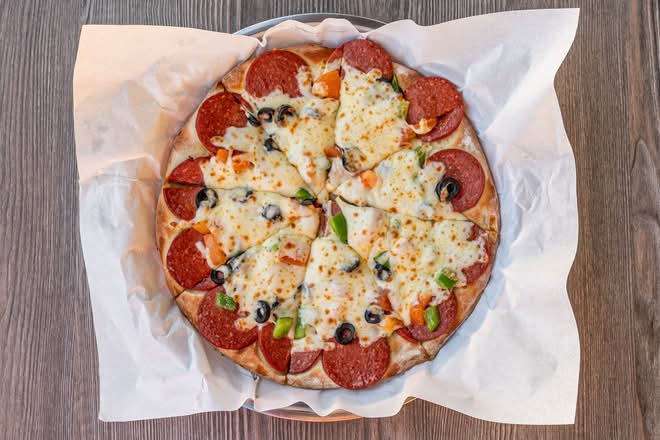 Pepperoni pizza