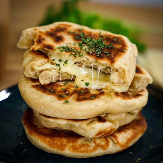 94.Cheese Naan