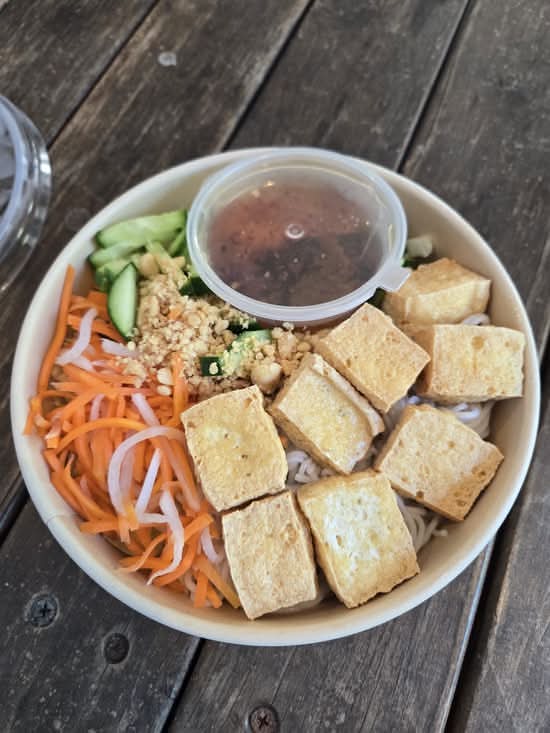 Tofu Noodles Salad