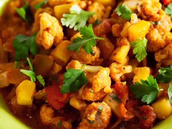 Karari Aloo Gobi (V)