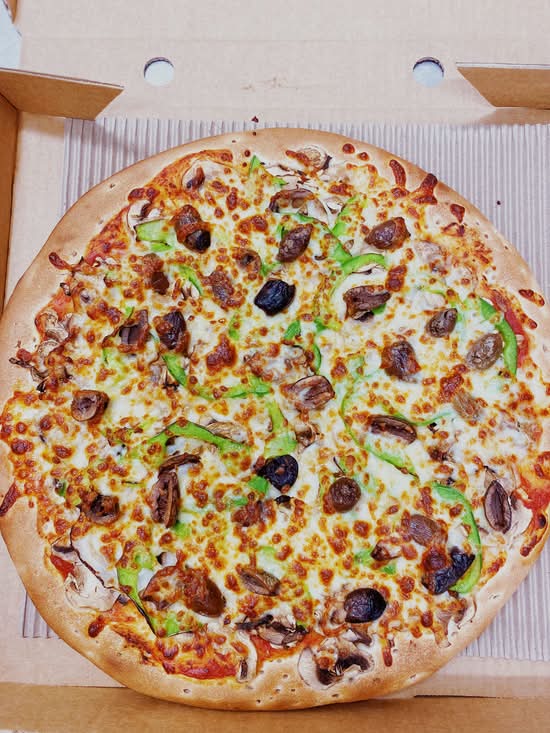 Vegetarian Pizza (V)