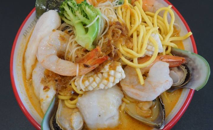 Curry Laksa with Seafood Combination