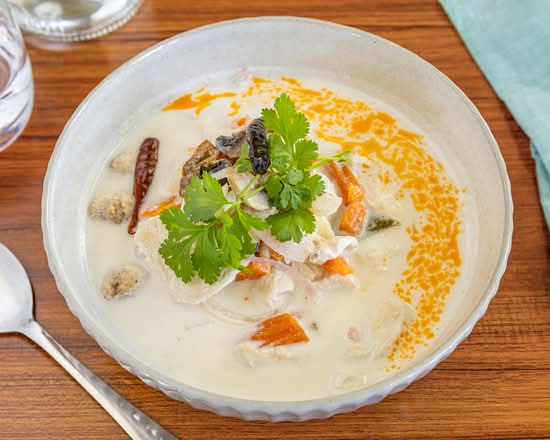 Tom Kha