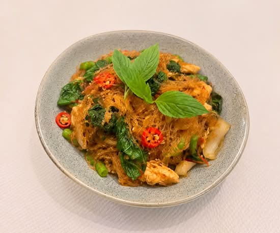 Stir fried Thai holy basil glass noodle