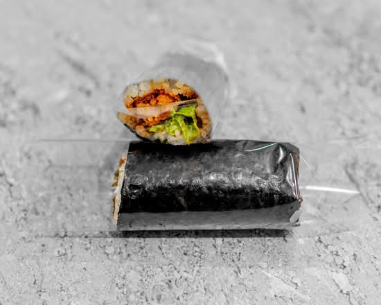 Vegetarian Tempura Roll (V)