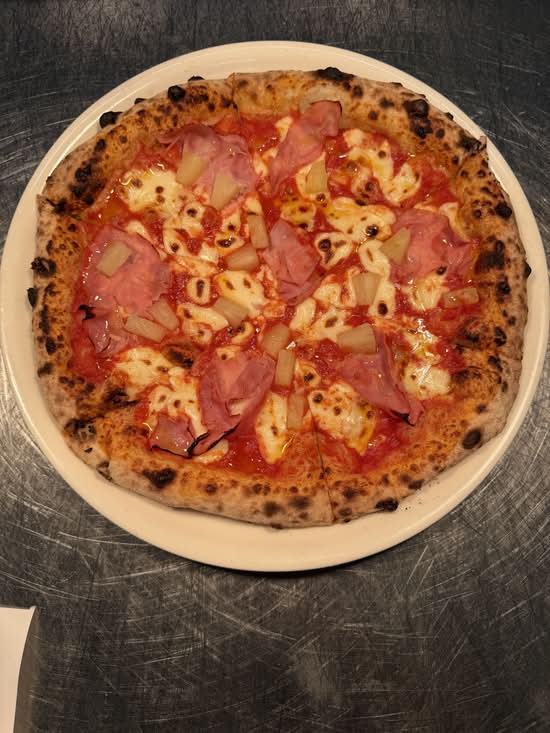 Hawaiian Pizza