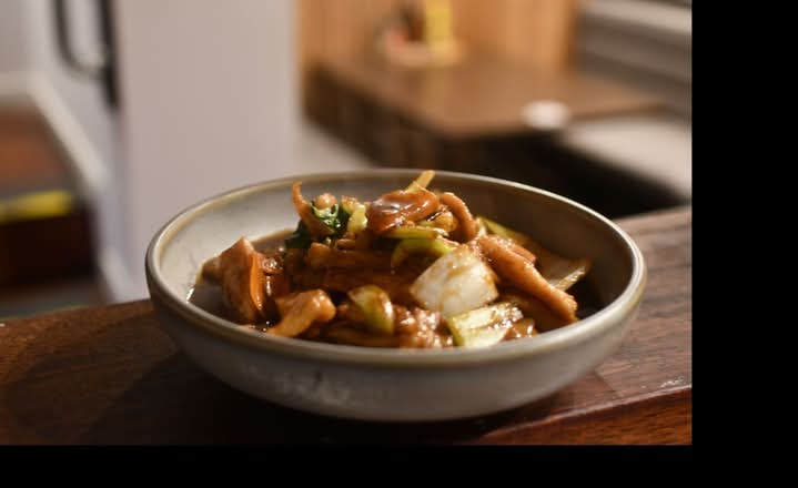 K97. Mongolian Chicken with Seasonal Veggies