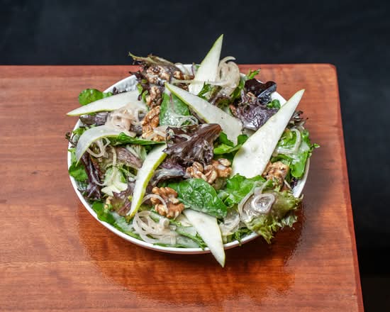 Mixed Leaf Salad, Pear, Shallot, Blue Cheese and Walnut