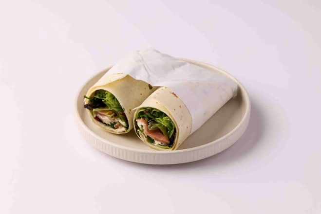 Smoked salmon wrap