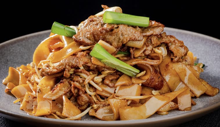 Popular 😋Beef Stir Fry Flat Rice Noodle（GF）