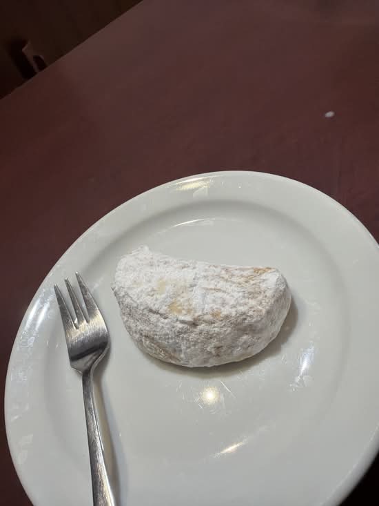 Almond Crescent