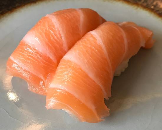 Salmon Nigiri