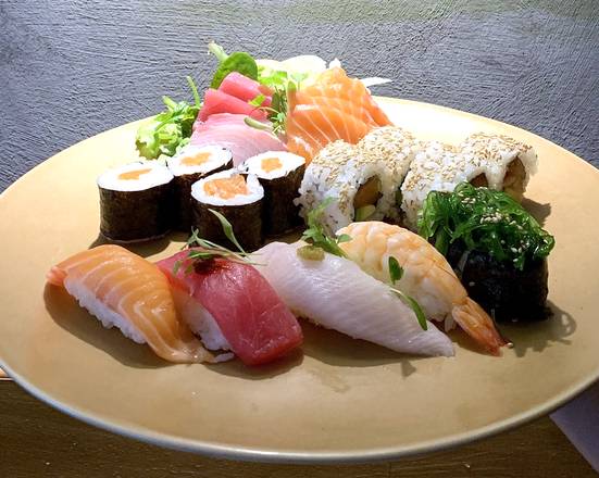 Combination Sushi Sashimi