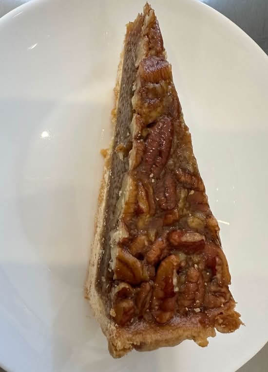 Pecan Pie (Slice)