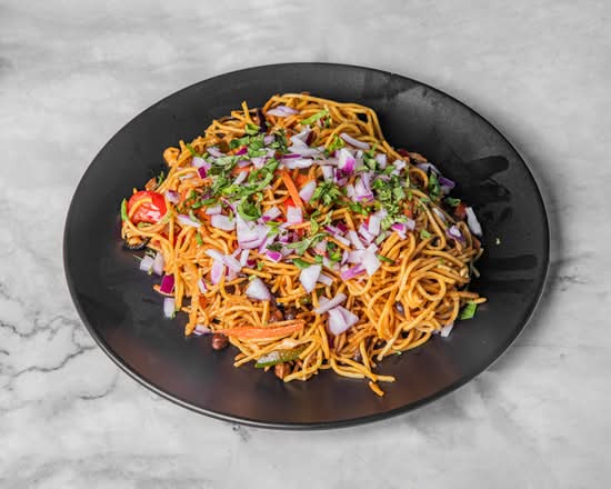 Veg Chow Mein (V)