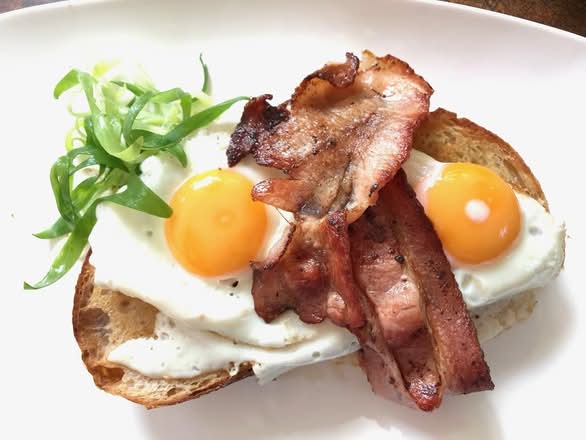 Bacon & Eggs on Toast