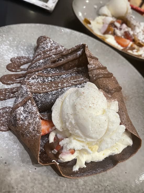 Nutella Strawberry Crepe