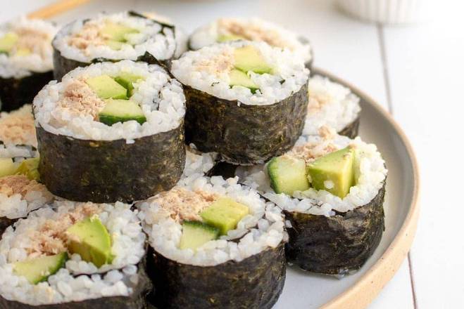 Cooked Tuna Cucumber Roll