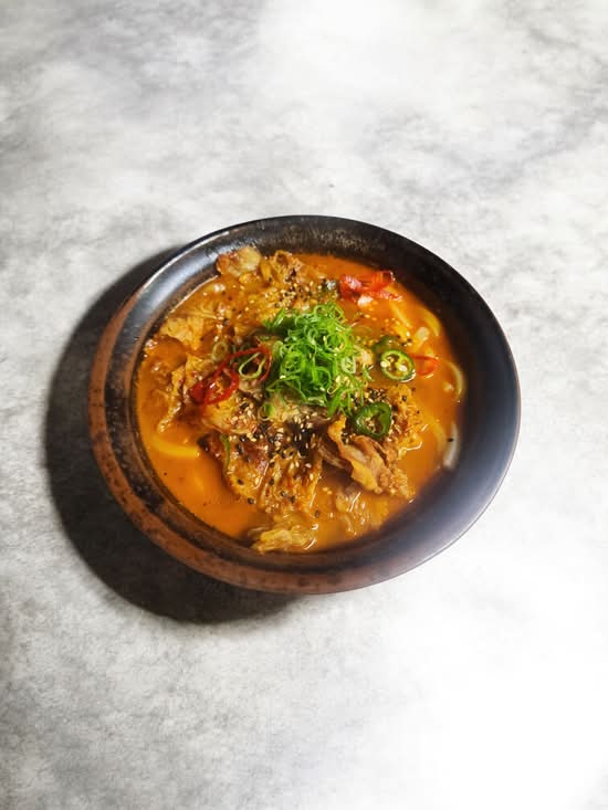Kimchi pork Udon
