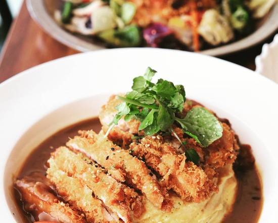 Chicken Katsu Omelette Rice