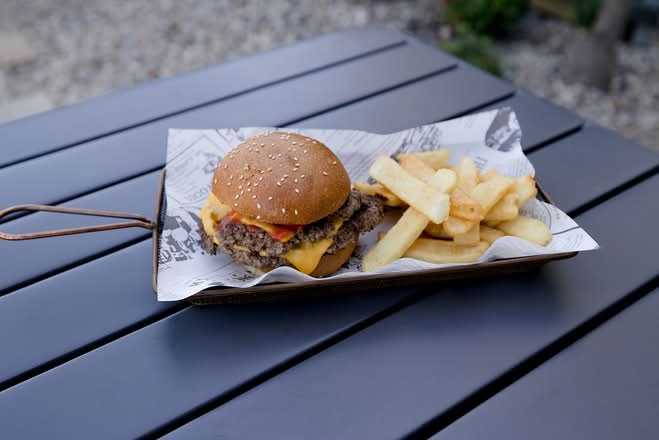 Double Cheeseburger