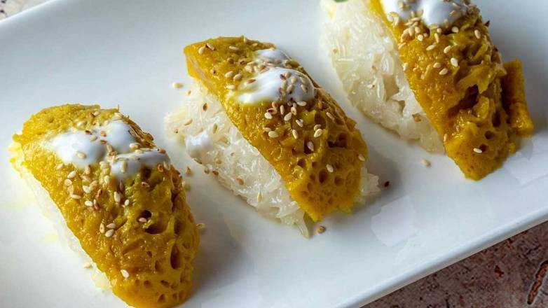 Sticky Rice With Egg Custard