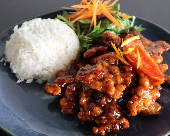 Orange Beef with Steam Rice