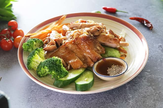 BBQ chicken (Gai Yang)