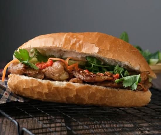 BBQ Pork Bánh Mì (Xá Síu )