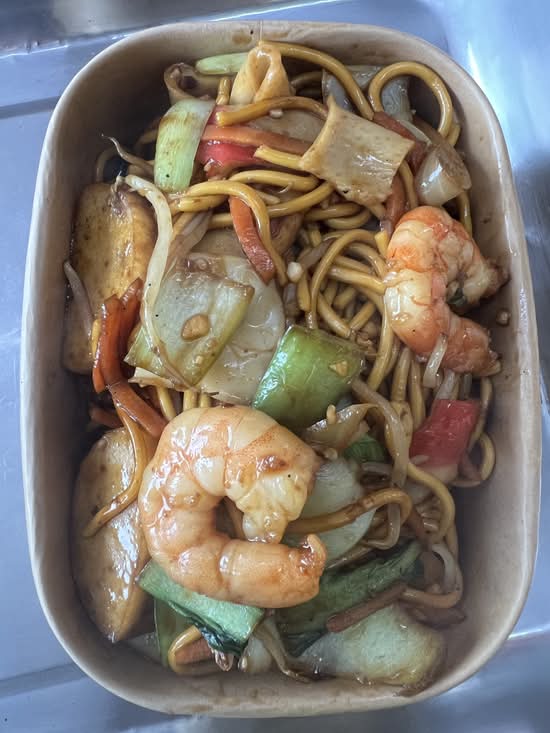 Garlic Prawn Noodle Box