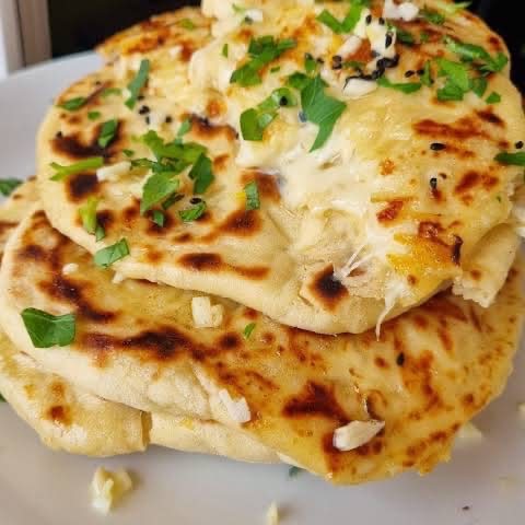 Cheese and Garlic Naan