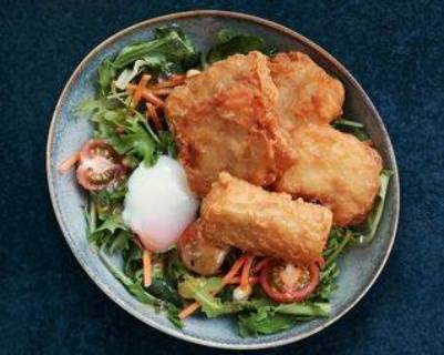 Fried Fish Salad